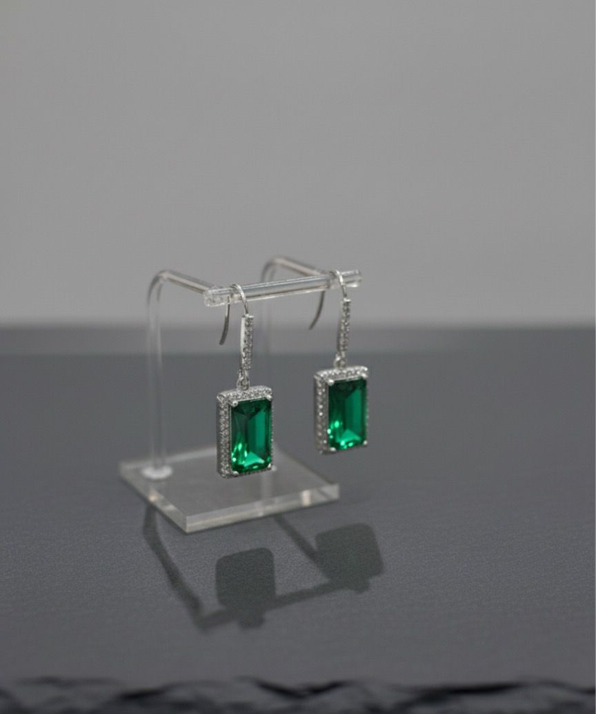 Silver Rectangular Earing
